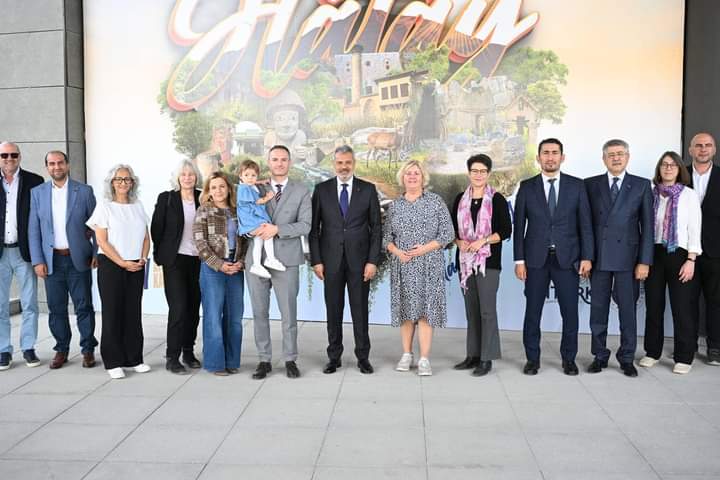 Hatay Büyükşehir Belediye Başkanı'ndan Müjde: Yeni Fizyoterapi Merkezi