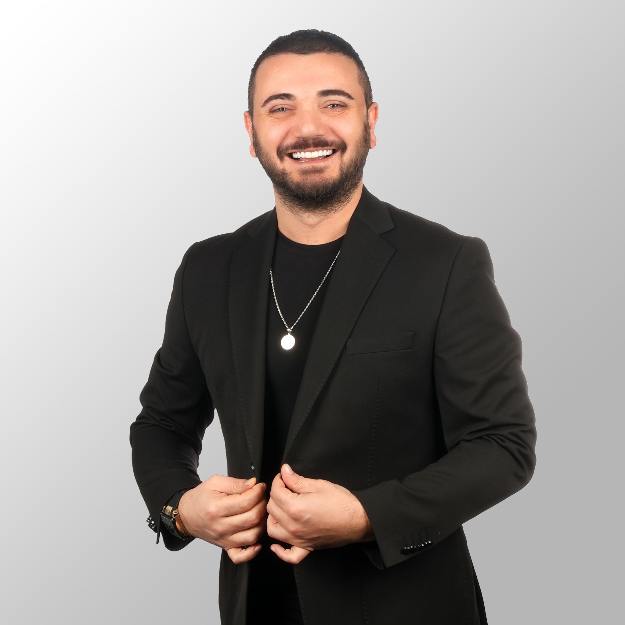 Enerji Dolu Yeni Single: Hareket Tüm Platformlarda!"