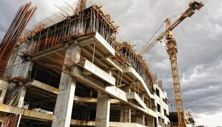 Hataylı Müteahhitlerden Davetiye Usulü İhalelere Tepki: Depremzedeler Desteklenmeli Hataylı Müteahhitlerden Davetiye Usulü İhalelere Tepki: Depremzedeler Desteklenmeli
