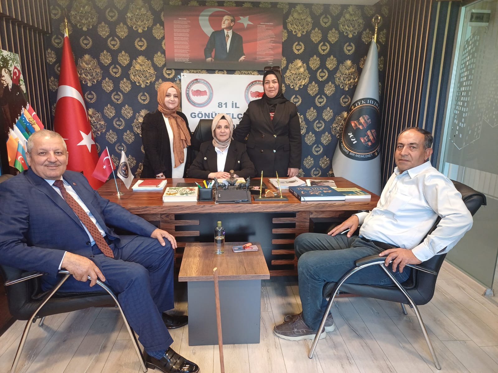 81 İl Gönül Elçileri Platformu Yeni Döneme Güçlü Kadrosuyla Başlıyor 81 İl Gönül Elçileri Platformu Yeni Döneme Güçlü Kadrosuyla Başlıyor