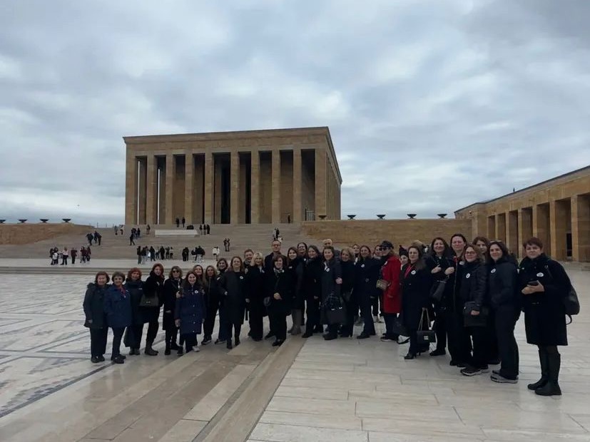HALKINDER’den Anıtkabir’e Anlamlı Ziyaret