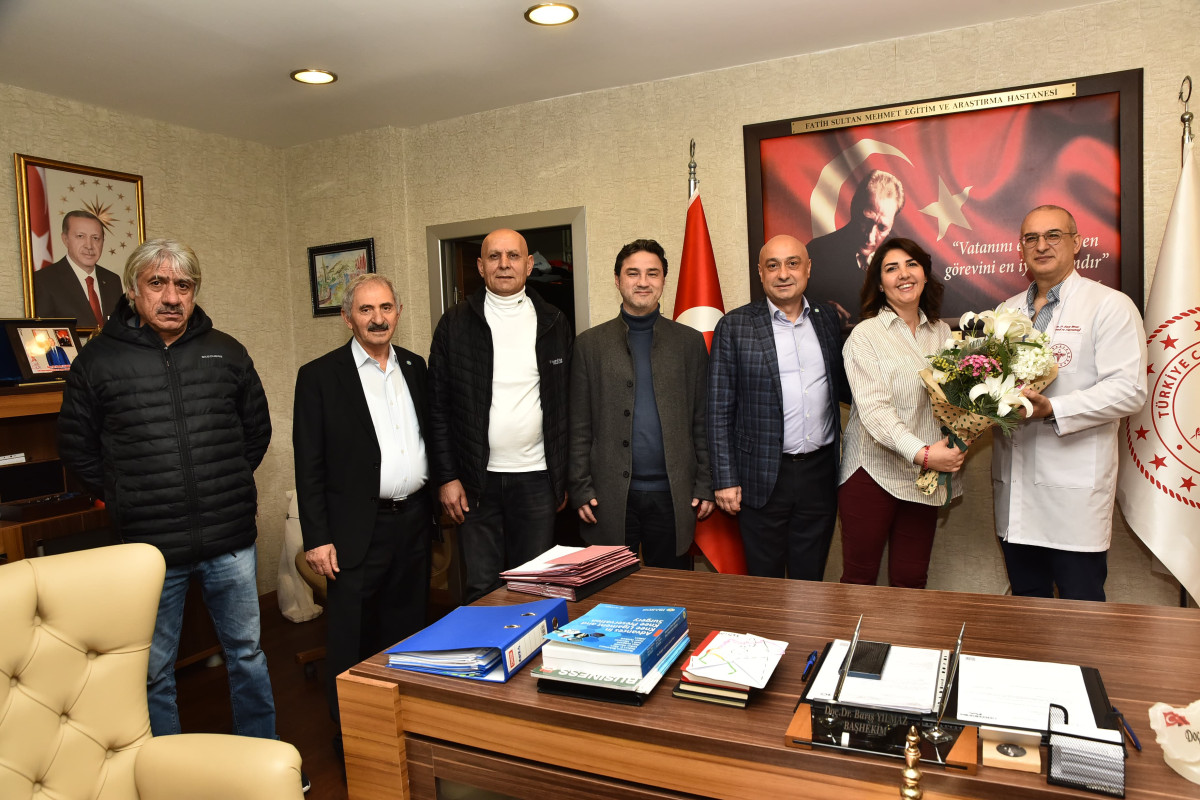 ALİ COŞKUN: “TÜM SAĞLIK ÇALIŞANLARIMIZIN FEDAKARLIKLARINA KARŞI HER ZAMAN TAŞIN ALTINA ELİNE KOYAN BİR BELEDİYE KURMAK İÇİN ÇALIŞACAĞIZ” ALİ COŞKUN: “TÜM SAĞLIK ÇALIŞANLARIMIZIN FEDAKARLIKLARINA KARŞI HER ZAMAN TAŞIN ALTINA ELİNE KOYAN BİR BELEDİYE KURMAK İÇİN ÇALIŞACAĞIZ”