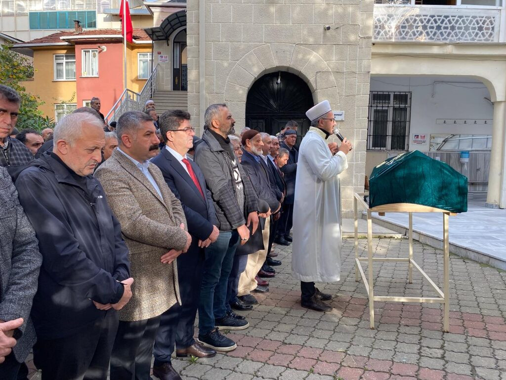 CHP Çekmeköy Belediye Başkan Aday Adayı Orhan Çerkez, Seçim Hazırlıklarına Hız Veriyor CHP Çekmeköy Belediye Başkan Aday Adayı Orhan Çerkez, Seçim Hazırlıklarına Hız Veriyor