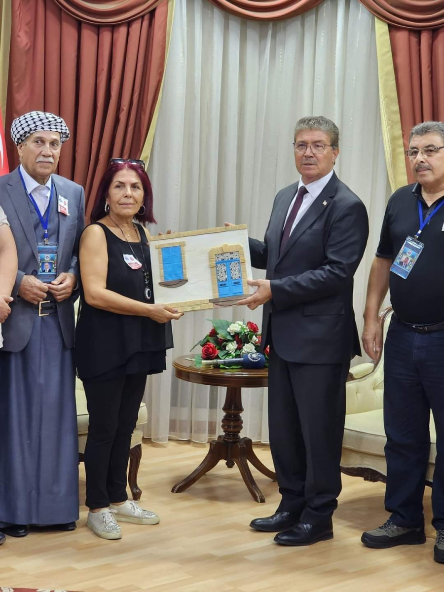 Çukurova Edebiyatçılar Derneği, KKTC'de Cumhuriyet'in 100. Yılını Yazar ve Şairlerle Kutladı Çukurova Edebiyatçılar Derneği, KKTC'de Cumhuriyet'in 100. Yılını Yazar ve Şairlerle Kutladı