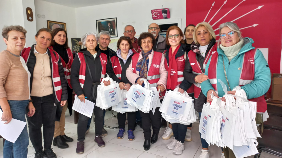 Cumhuriyet Kadınları Sahada Cumhuriyet Kadınları Sahada