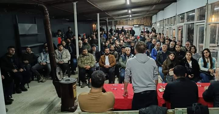 Defne Halkı, TKP'nin Öğretmen Adayı Hizam Hasırcı'yı Benimseyerek Karşılıyor! Defne Halkı, TKP'nin Öğretmen Adayı Hizam Hasırcı'yı Benimseyerek Karşılıyor!