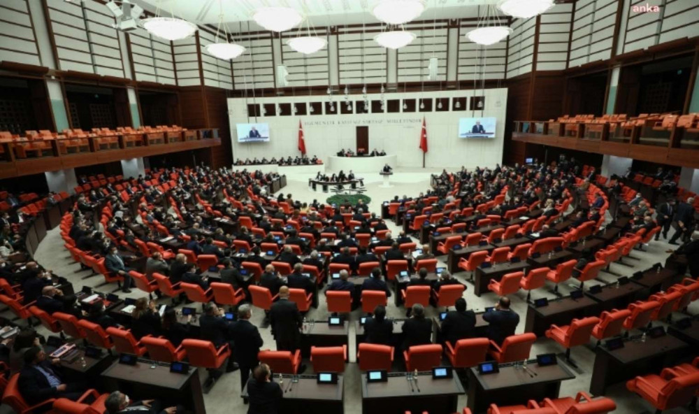 Emeklilere Yapılan %25'lik Zam Adaletli Bulunmadı Emeklilere Yapılan %25'lik Zam Adaletli Bulunmadı