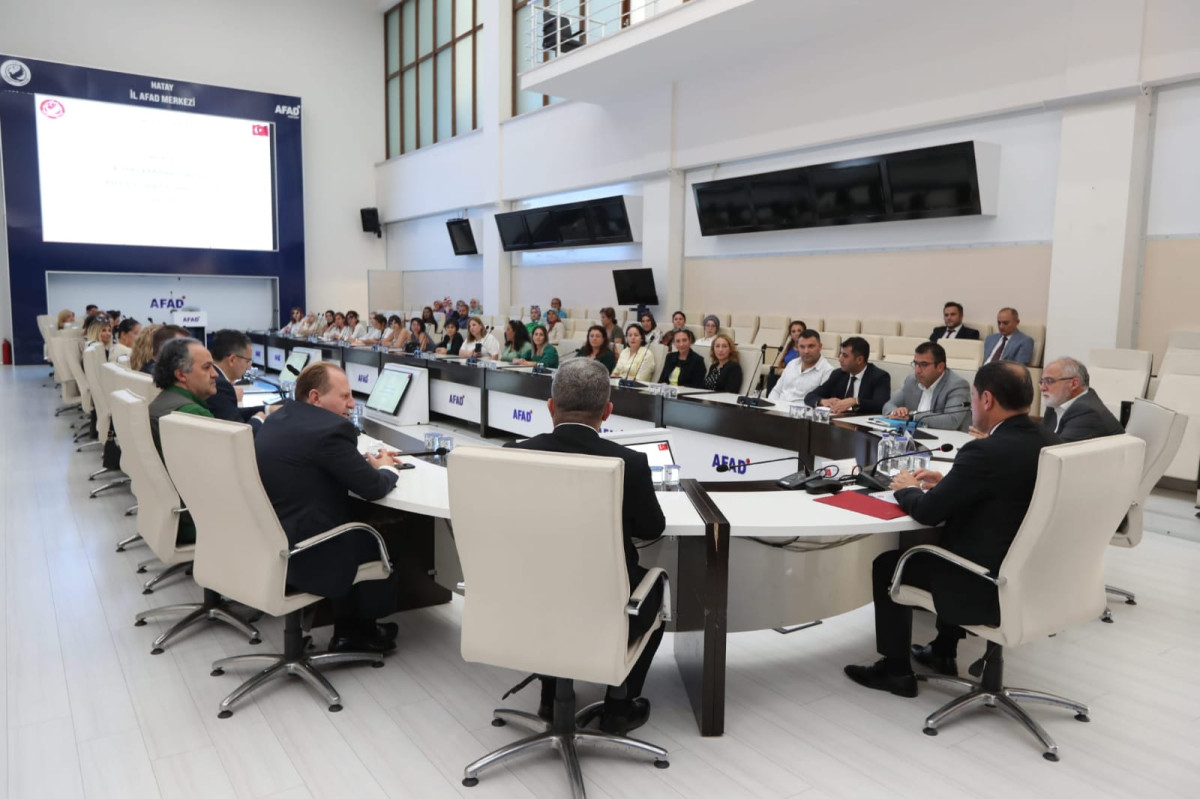 Hatay Valiliği Öncülüğünde Kadın Kooperatifleri Kalkındırma Toplantısı Gerçekleştirildi Hatay Valiliği Öncülüğünde Kadın Kooperatifleri Kalkındırma Toplantısı Gerçekleştirildi