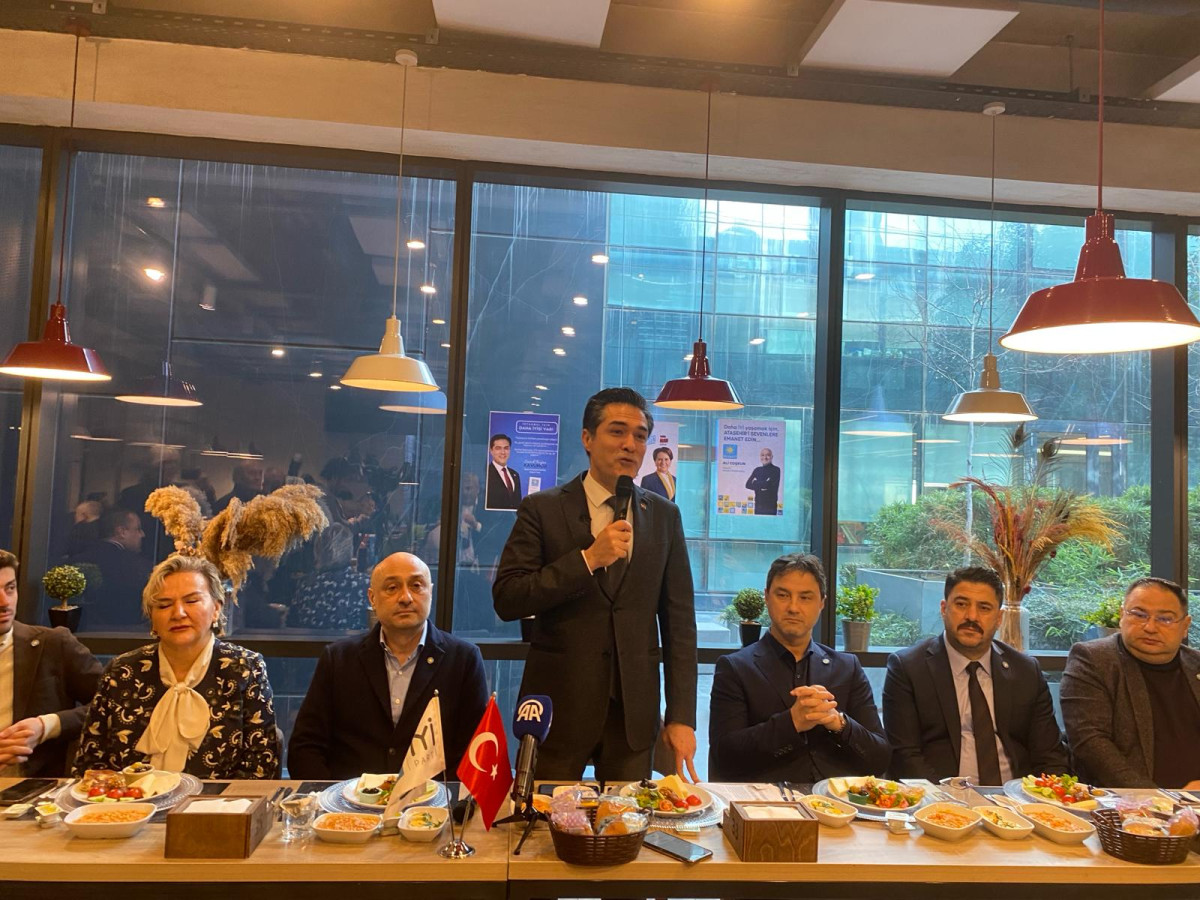 İYİ Parti İstanbul Büyükşehir Belediye Başkanı adayı Buğra Kavuncu Konuşması