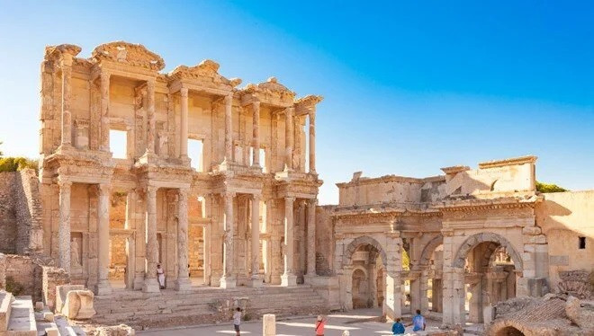 Müzekart ile En Çok Ziyaret Edilen Yerler Açıklandı: Konya Mevlana Müzesi ve İzmir Efes Ören Yeri İlk Sıralarda Müzekart ile En Çok Ziyaret Edilen Yerler Açıklandı: Konya Mevlana Müzesi ve İzmir Efes Ören Yeri İlk Sıralarda
