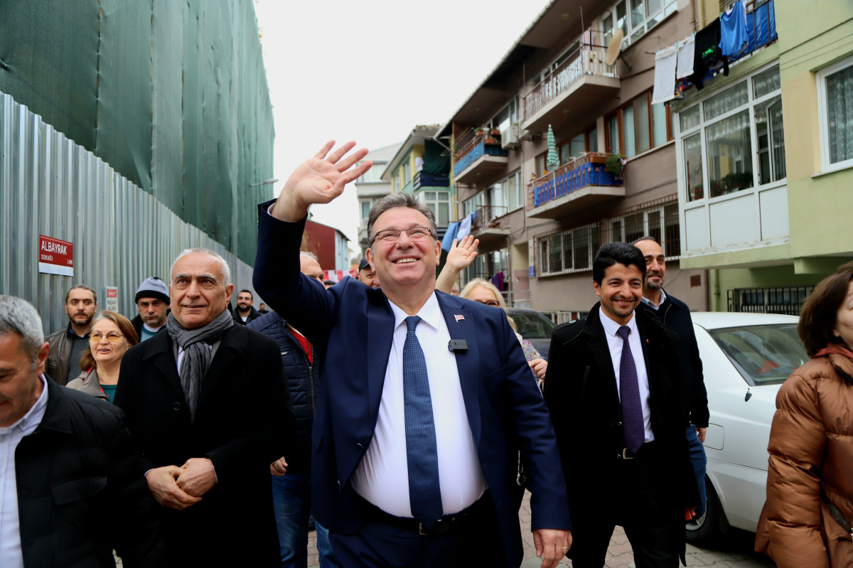 OKTAY AKSU SARIYER'DE TAM YOL İLERİ