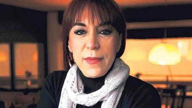 Sanat Dünyasının Değerli İsmi Leman Sam'a Geçmiş Olsun Diliyoruz