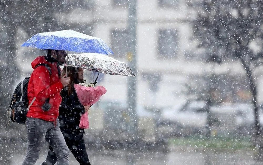 Soğuk ve yağışlı hava geliyor Soğuk ve yağışlı hava geliyor