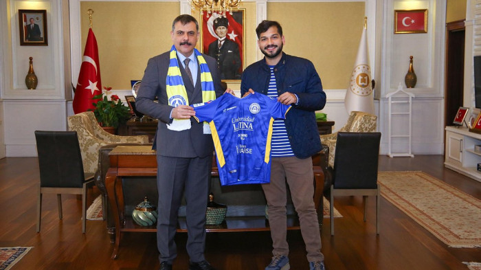 "YAFA, Yapay Zeka Tabanlı Görüntü İşleme Teknolojisi ile Sporcu Yeteneklerini Keşfediyor" "YAFA, Yapay Zeka Tabanlı Görüntü İşleme Teknolojisi ile Sporcu Yeteneklerini Keşfediyor"