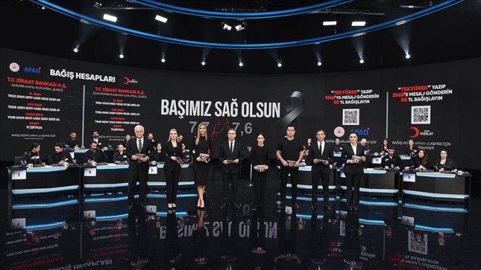 TÜRKİYE TEK YÜREK OLDU!
